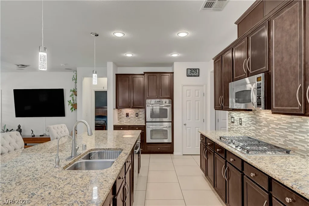 5483 Alden Bend, Las Vegas, NV 89135