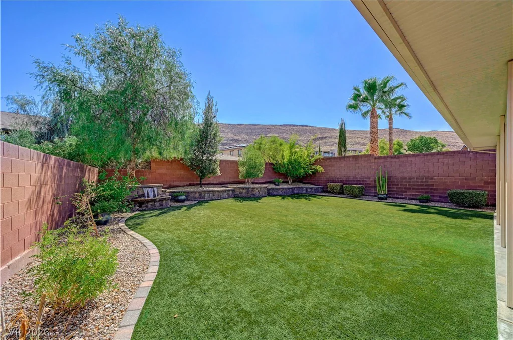 5483 Alden Bend, Las Vegas, NV 89135
