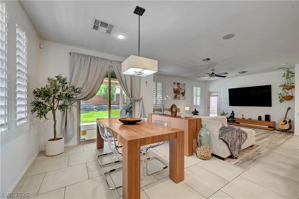 5483 Alden Bend, Las Vegas, NV 89135