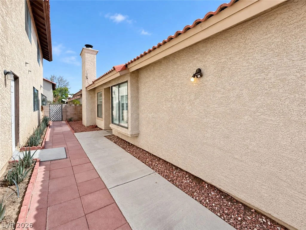 6544 Hartwood, Las Vegas, NV 89108