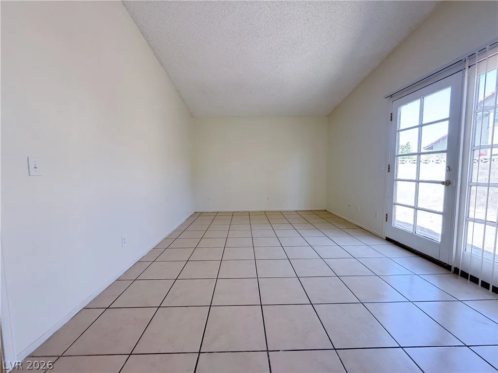 6544 Hartwood, Las Vegas, NV 89108
