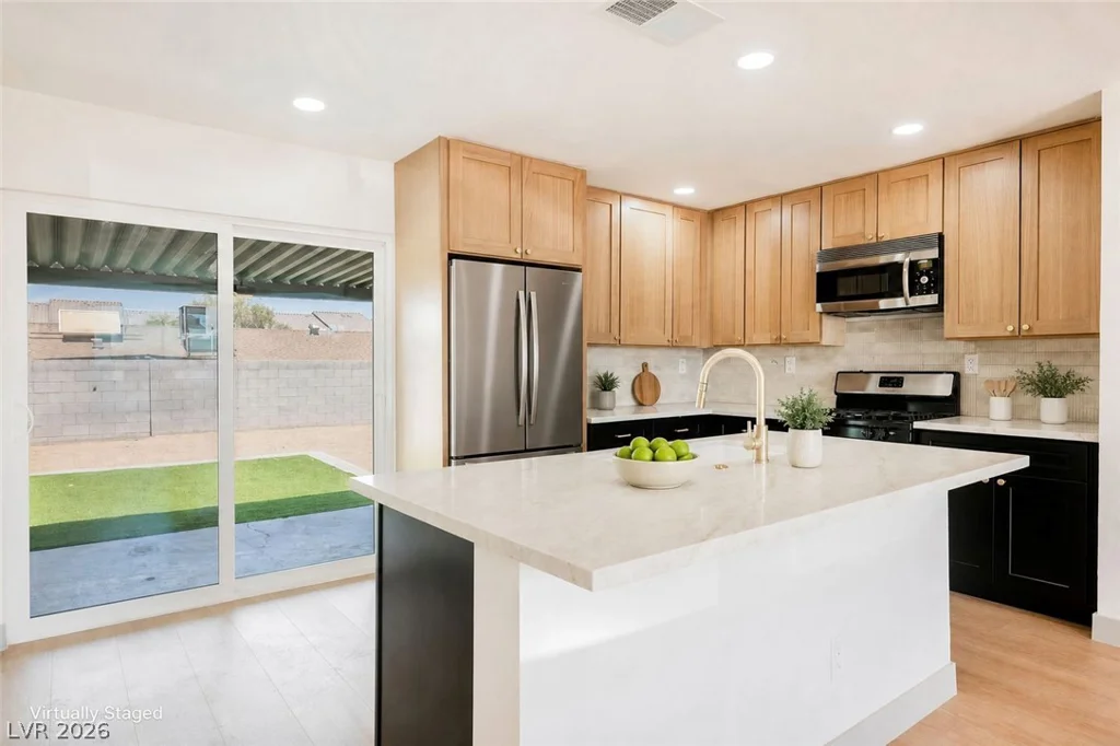 4972 Orinda, Las Vegas, NV 89120