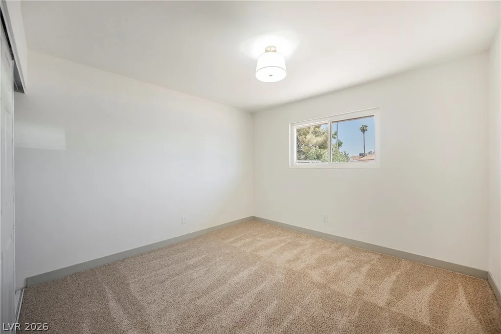 4972 Orinda, Las Vegas, NV 89120