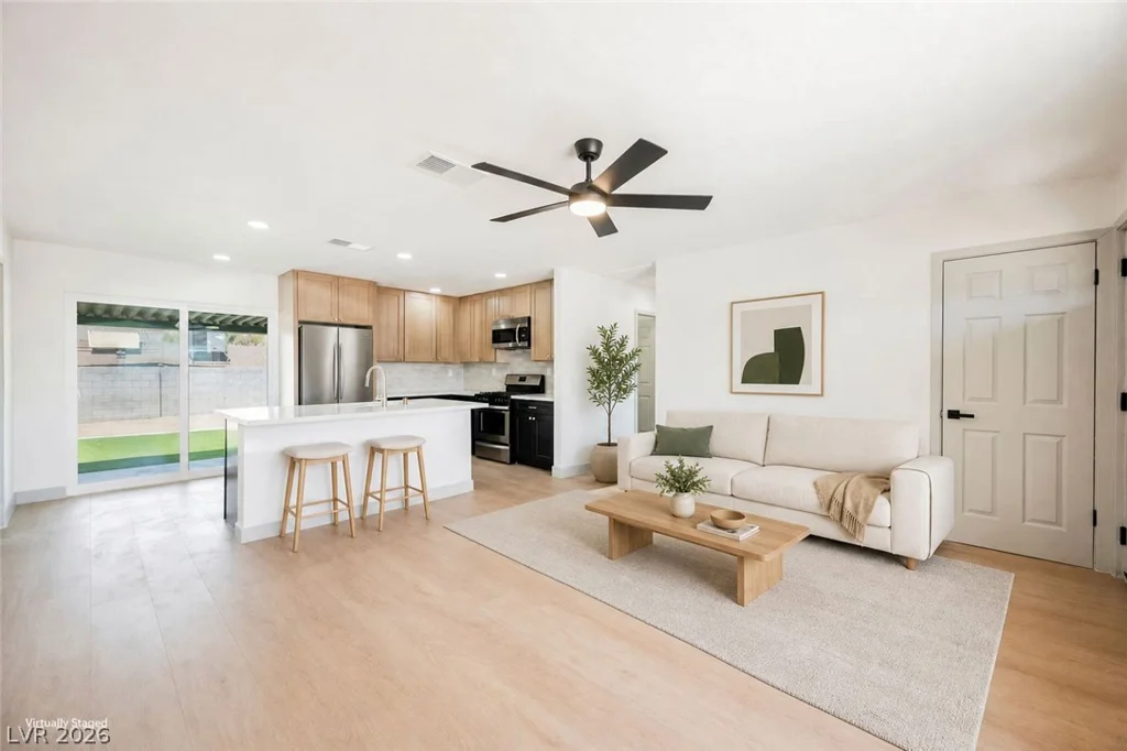 4972 Orinda, Las Vegas, NV 89120