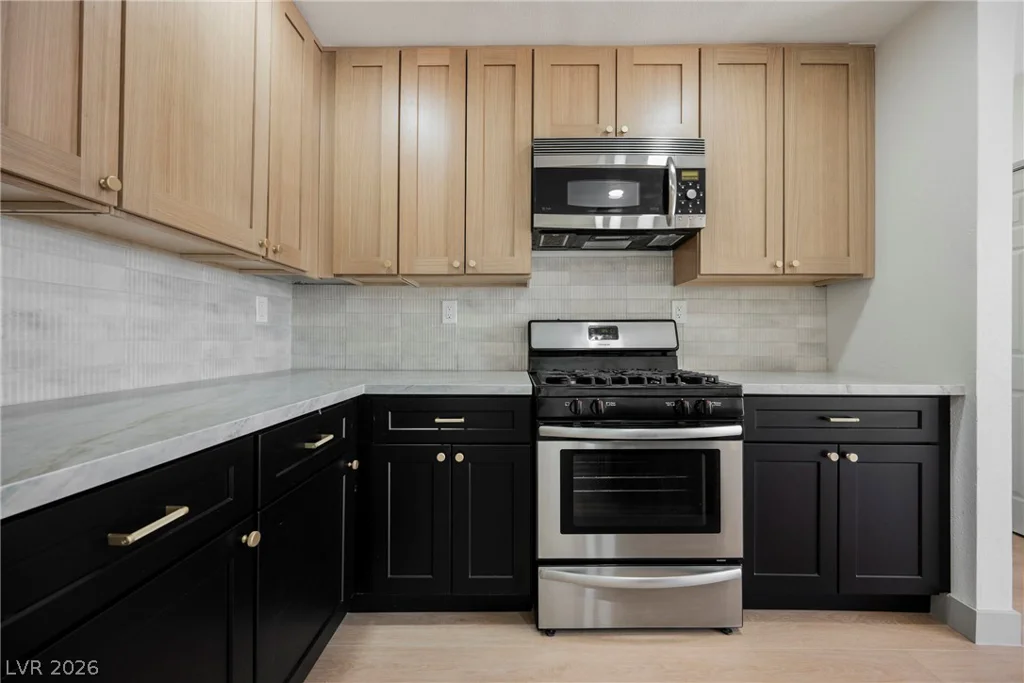 4972 Orinda, Las Vegas, NV 89120