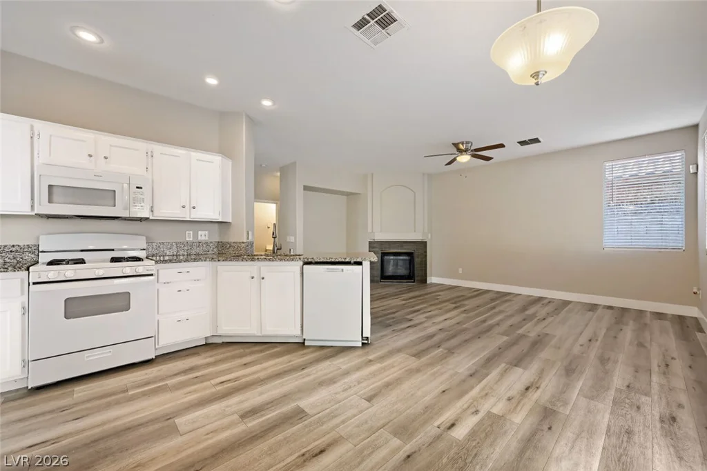 3721 Penny Cross, North Las Vegas, NV 89032