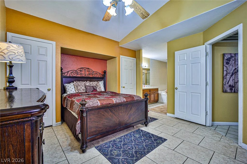 2769 Laguna Shores, Las Vegas, NV 89121