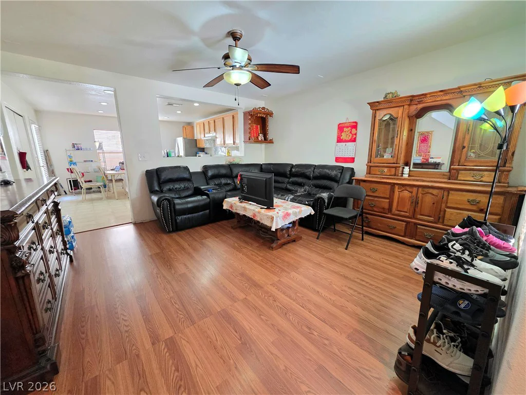 4937 Secret Rock, Las Vegas, NV 89122