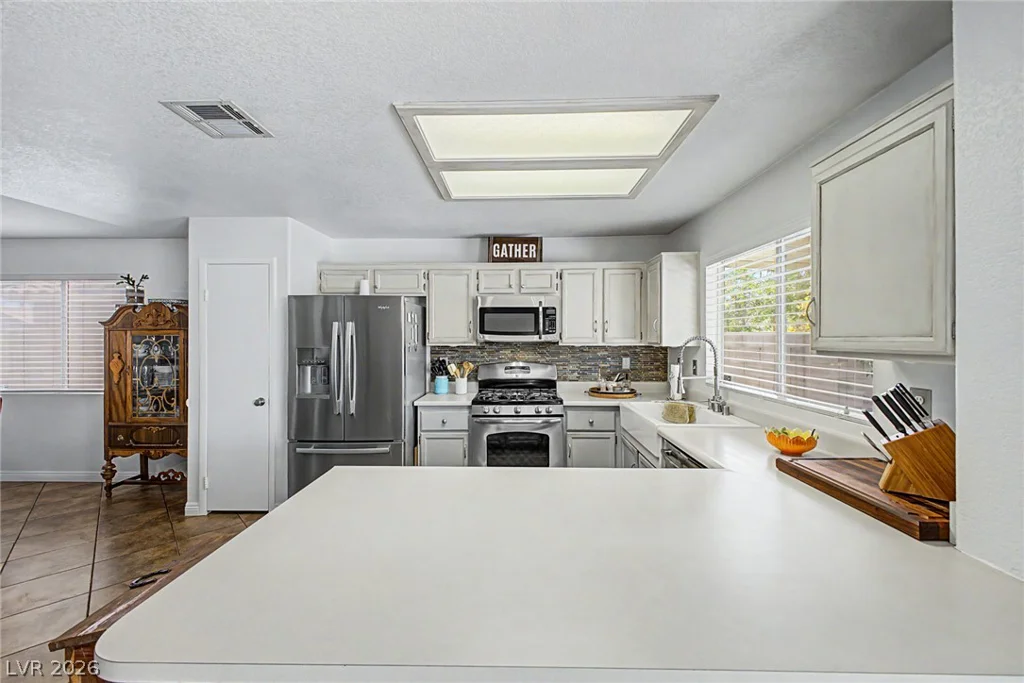 413 Don Pedro, North Las Vegas, NV 89031