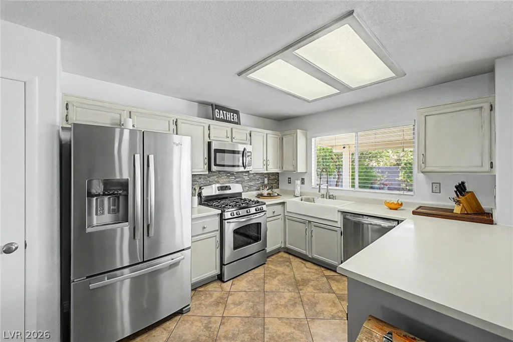 413 Don Pedro, North Las Vegas, NV 89031