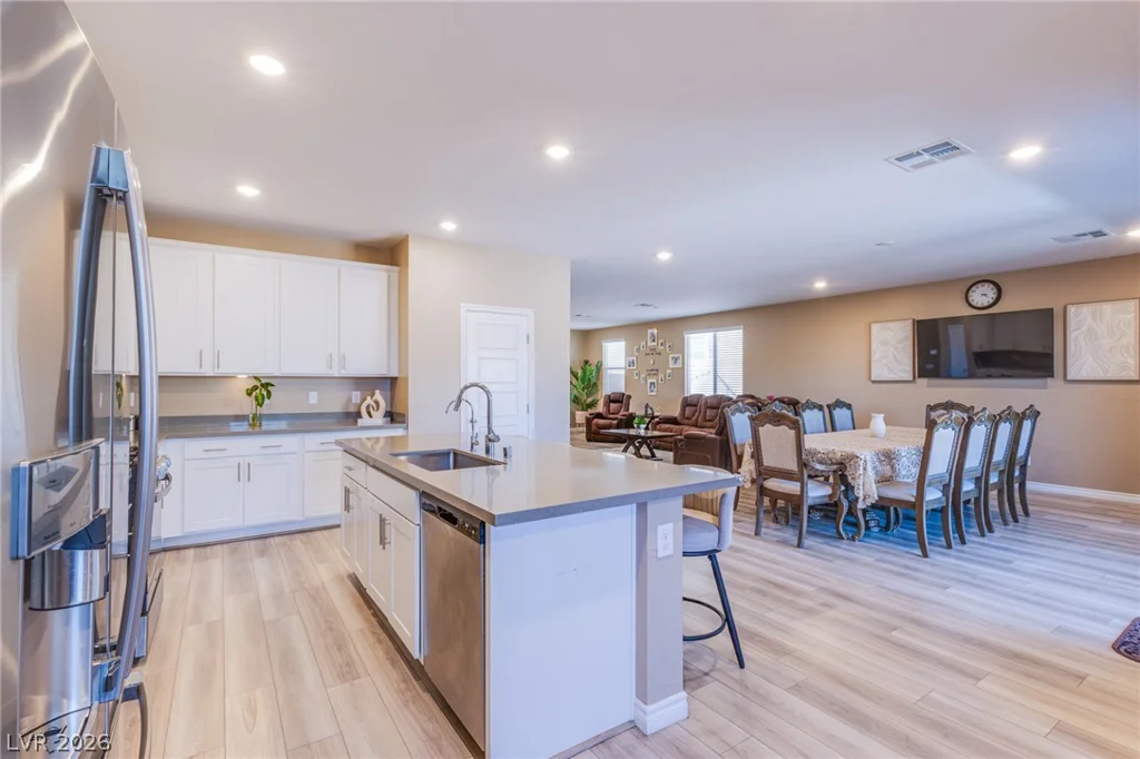 10080 Desert Azure, Las Vegas, NV 89178