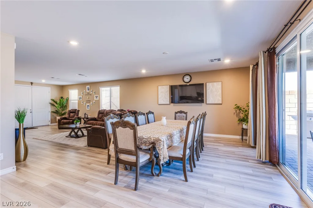 10080 Desert Azure, Las Vegas, NV 89178