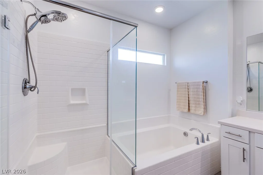 10080 Desert Azure, Las Vegas, NV 89178