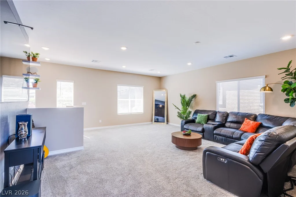 10080 Desert Azure, Las Vegas, NV 89178
