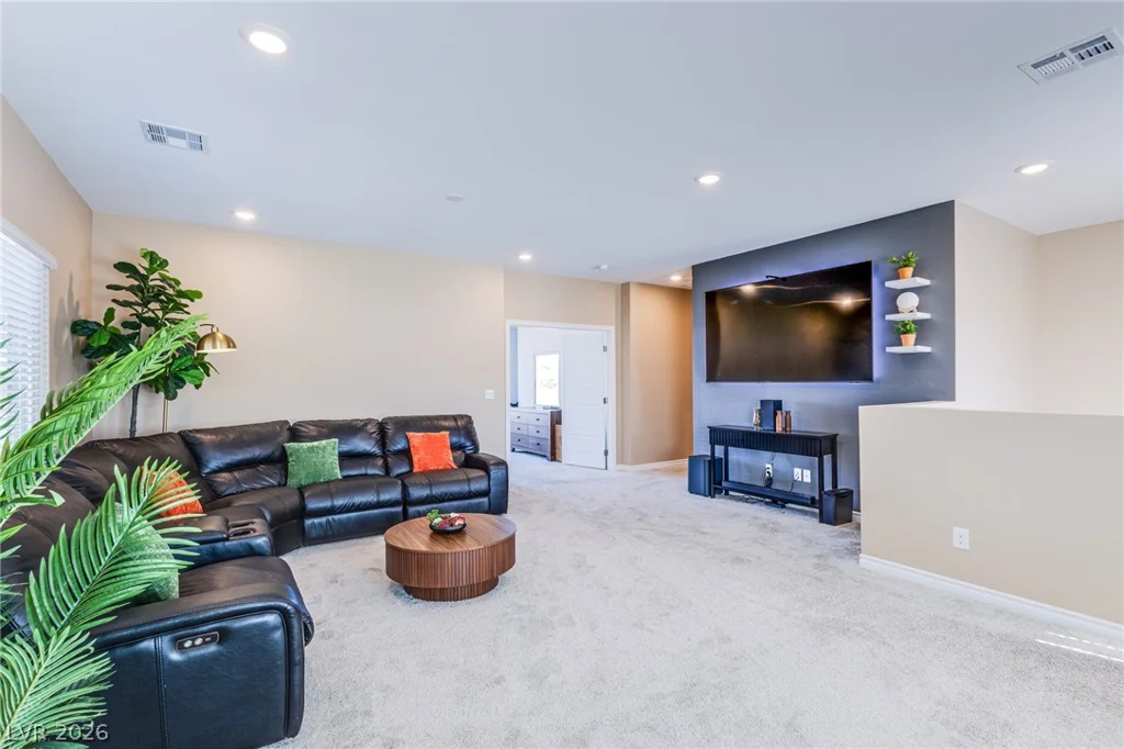 10080 Desert Azure, Las Vegas, NV 89178