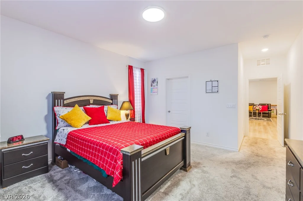 10080 Desert Azure, Las Vegas, NV 89178