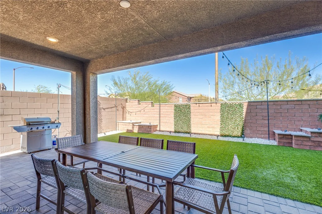 10080 Desert Azure, Las Vegas, NV 89178