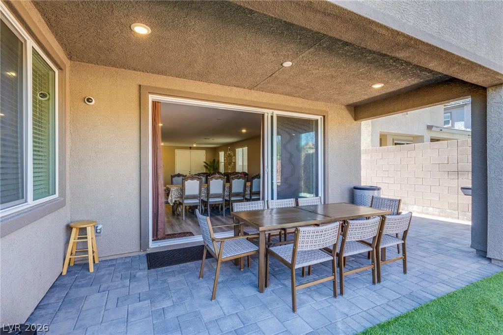 10080 Desert Azure, Las Vegas, NV 89178