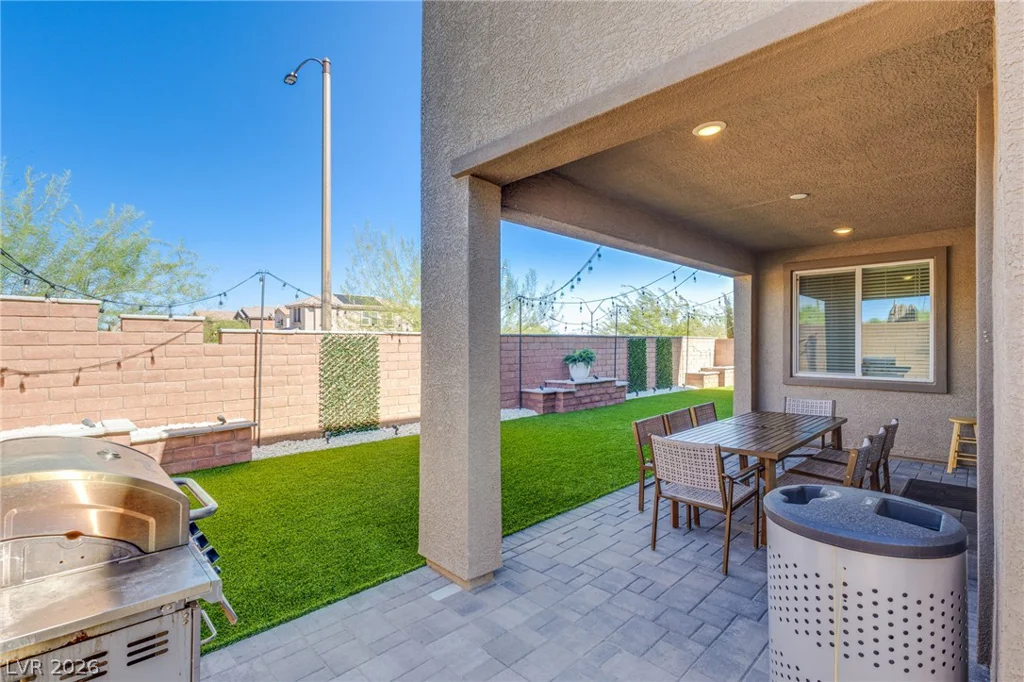10080 Desert Azure, Las Vegas, NV 89178