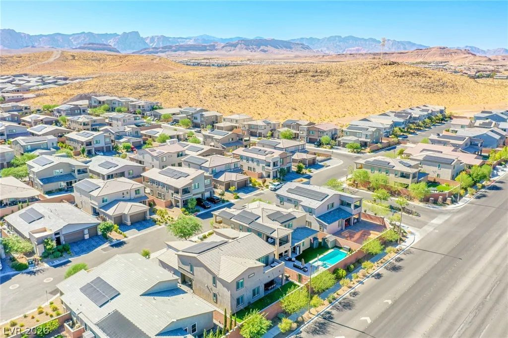 10080 Desert Azure, Las Vegas, NV 89178