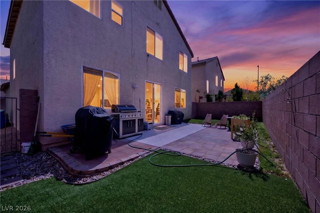 6684 Mojave Blush, Las Vegas, NV 89122