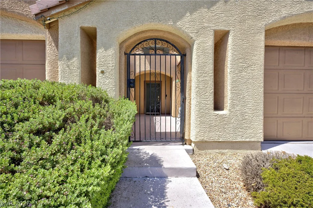 6684 Mojave Blush, Las Vegas, NV 89122