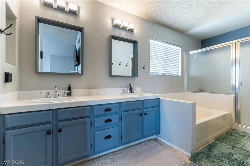138 Monteen, Henderson, NV 89074