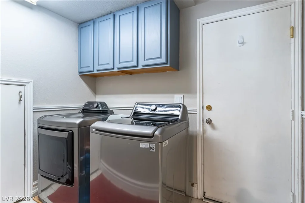 138 Monteen, Henderson, NV 89074
