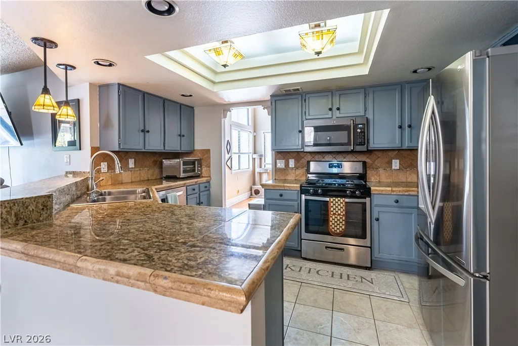 138 Monteen, Henderson, NV 89074