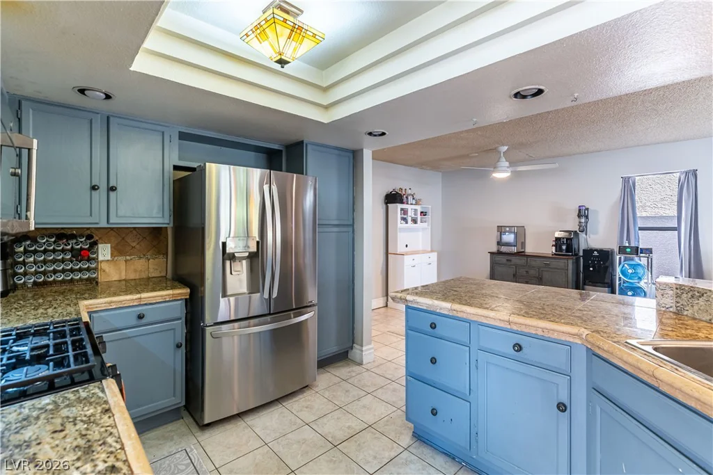 138 Monteen, Henderson, NV 89074