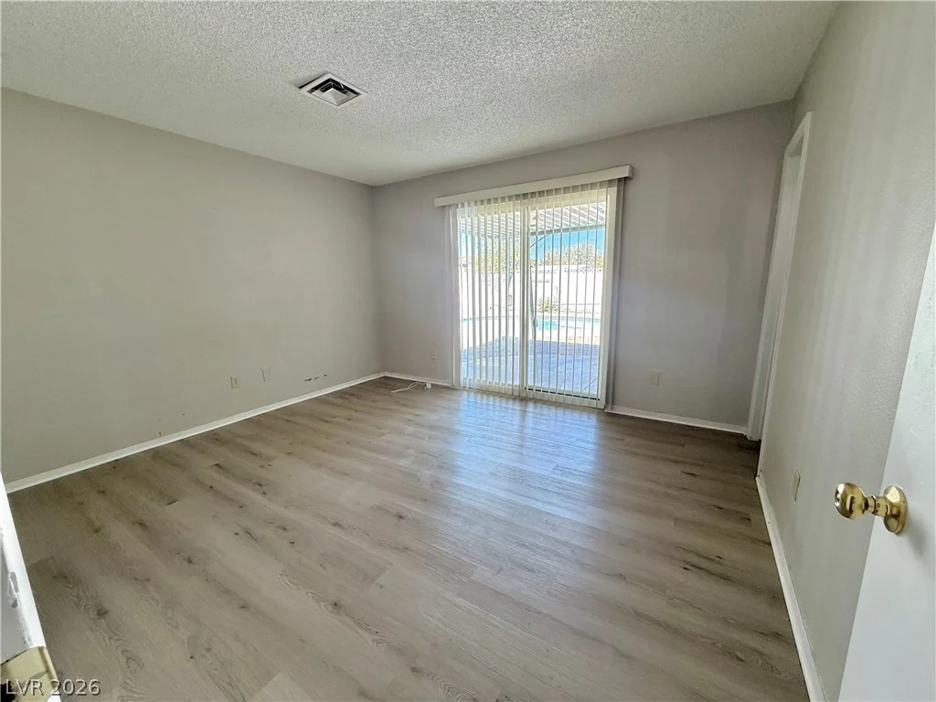 3000 LIBERTY, Las Vegas, NV 89121
