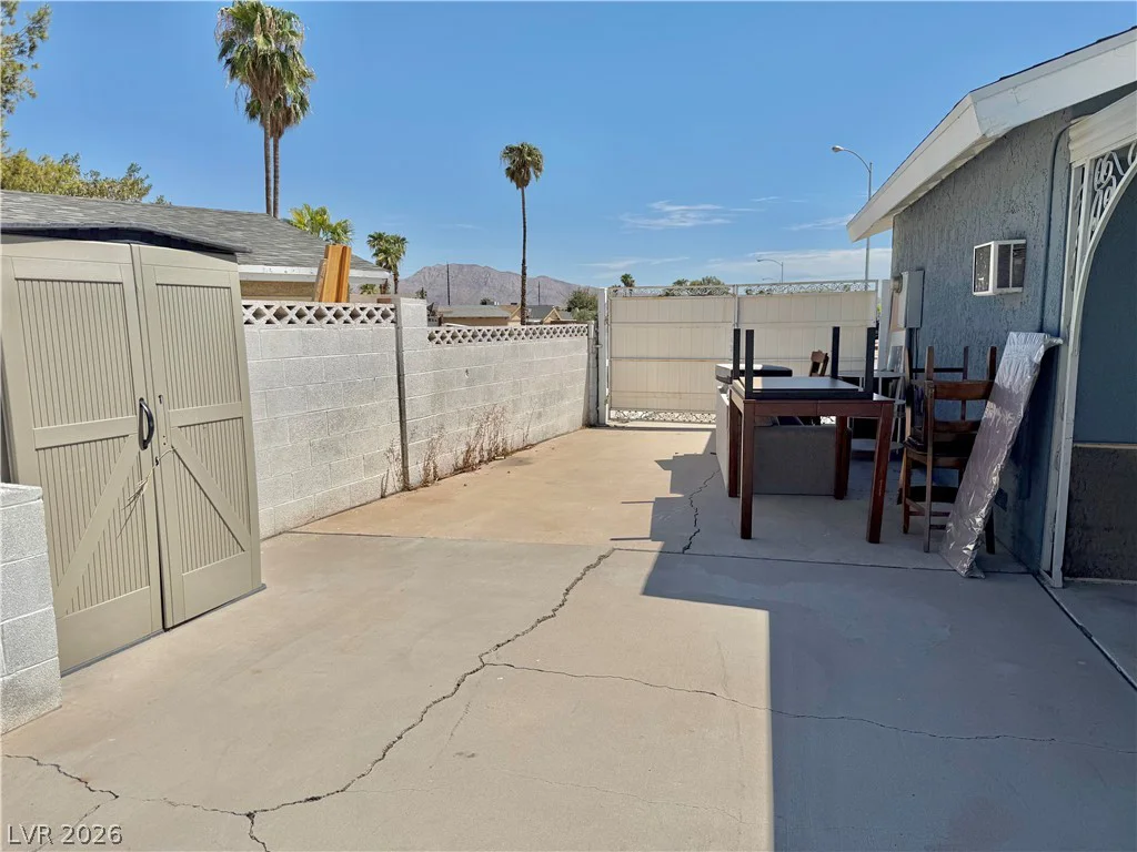 3000 LIBERTY, Las Vegas, NV 89121