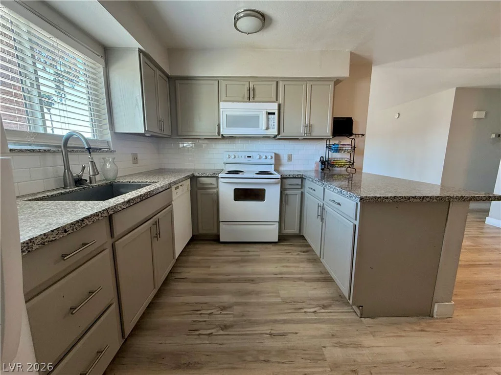 3000 LIBERTY, Las Vegas, NV 89121