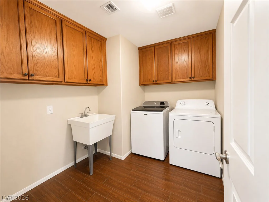9044 Black Elk, Las Vegas, NV 89143