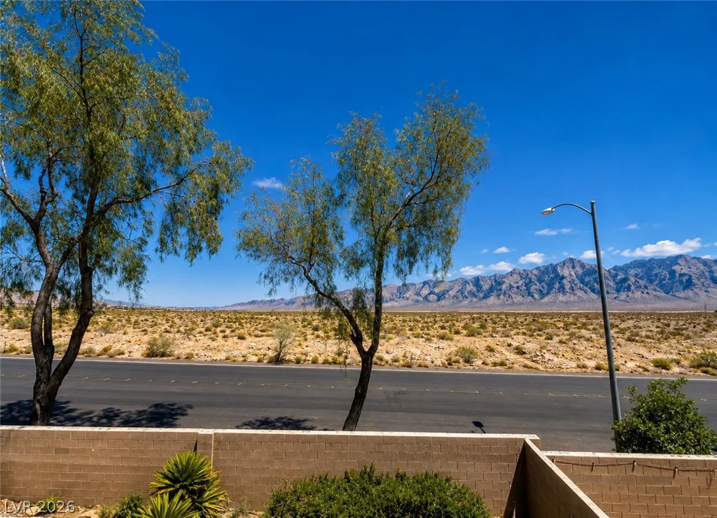 9044 Black Elk, Las Vegas, NV 89143