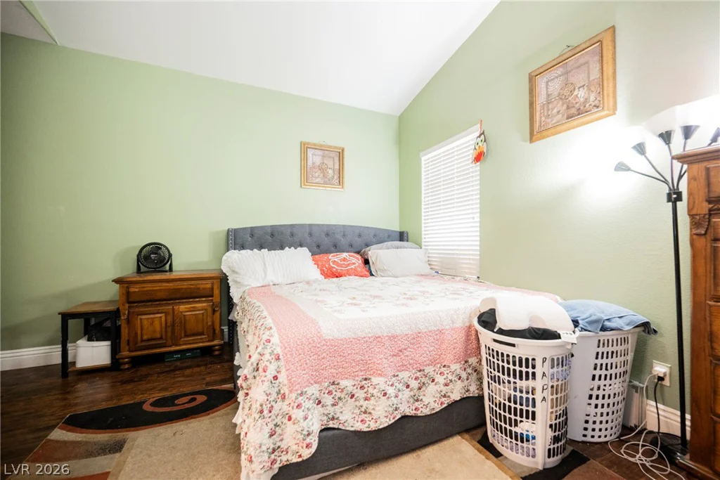 1541 Tillman Falls, Las Vegas, NV 89183