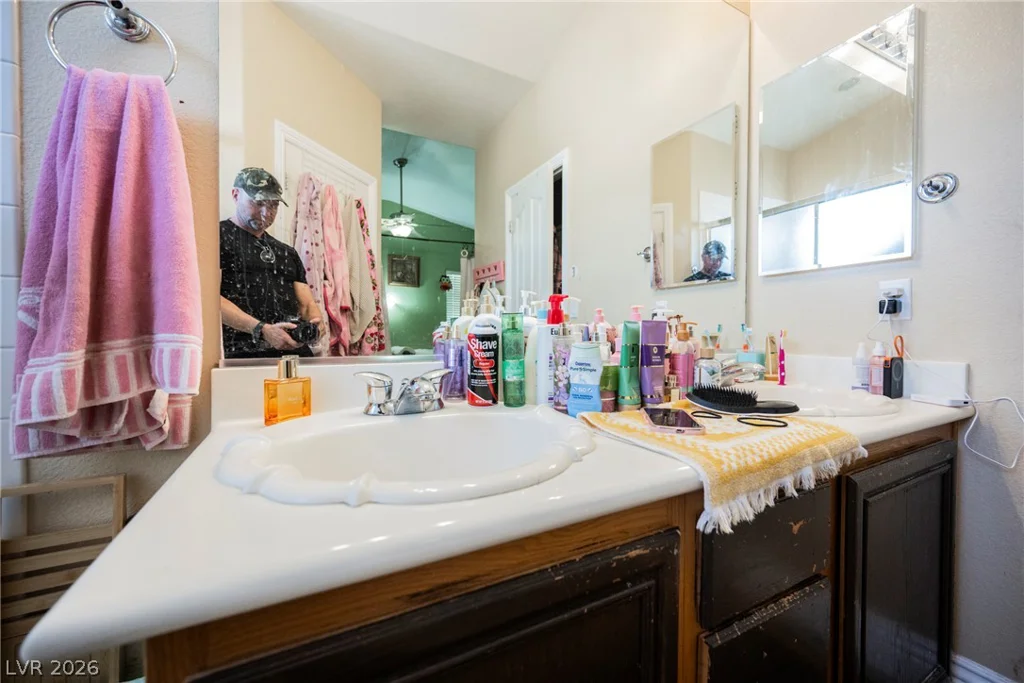 1541 Tillman Falls, Las Vegas, NV 89183