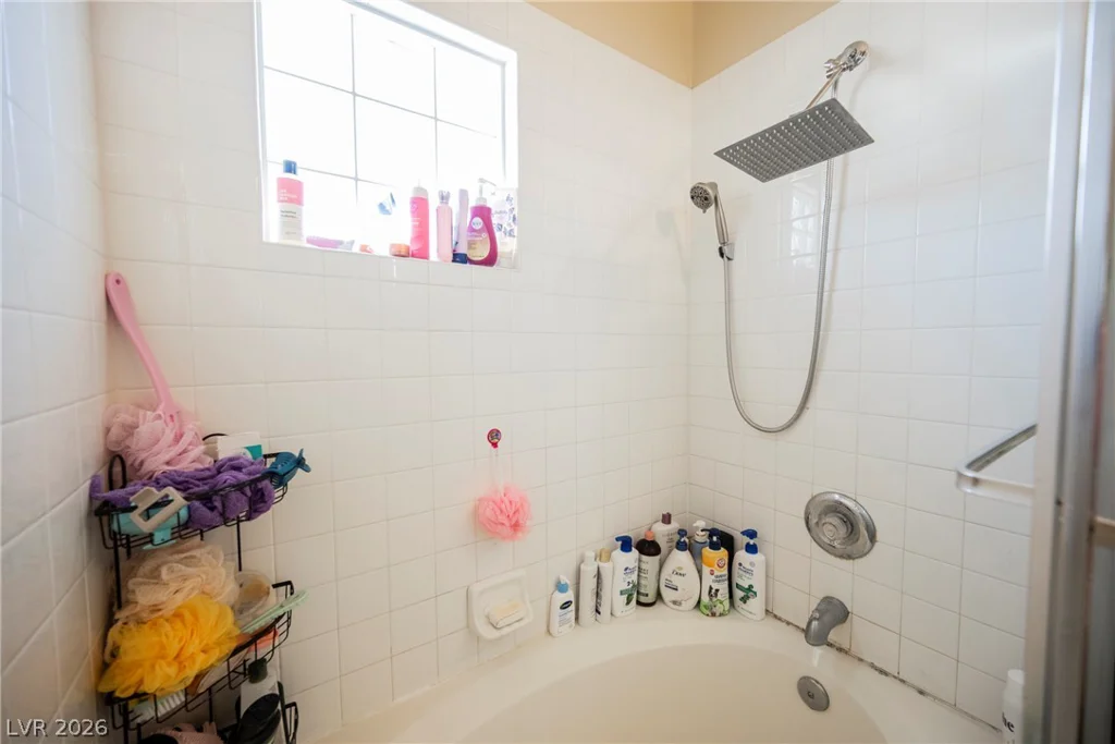 1541 Tillman Falls, Las Vegas, NV 89183