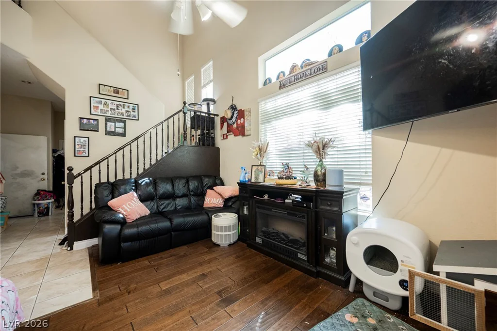 1541 Tillman Falls, Las Vegas, NV 89183