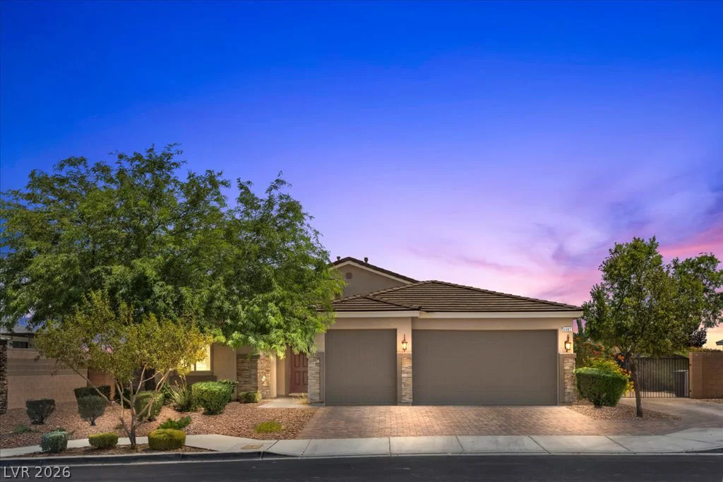 6982 Hopi Summit, Las Vegas, NV 89149