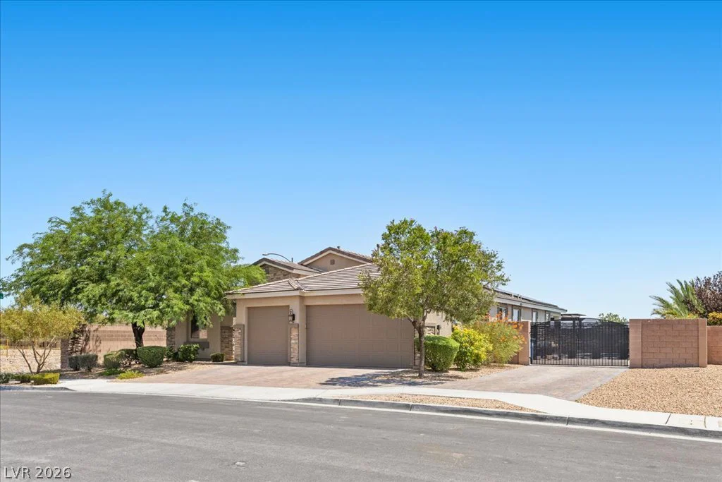 6982 Hopi Summit, Las Vegas, NV 89149