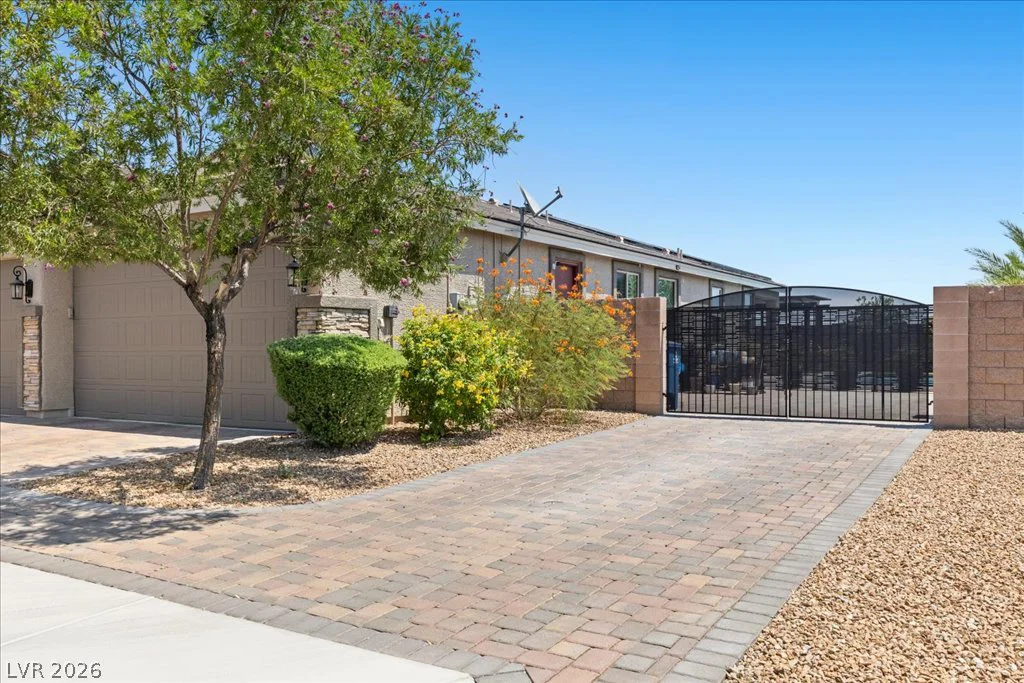 6982 Hopi Summit, Las Vegas, NV 89149