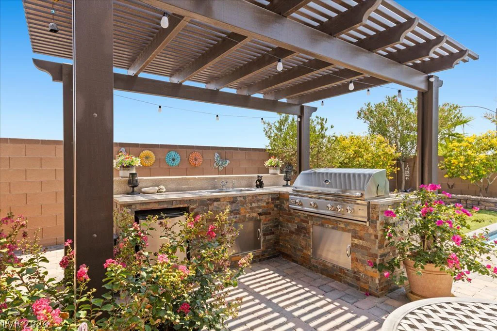 6982 Hopi Summit, Las Vegas, NV 89149
