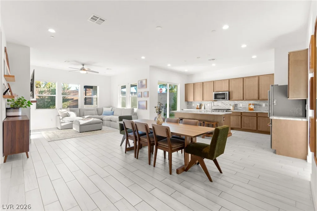 9999 Skye Gazer, Las Vegas, NV 89166
