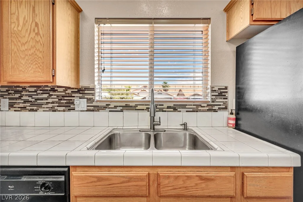 902 Big Horn, Henderson, NV 89002