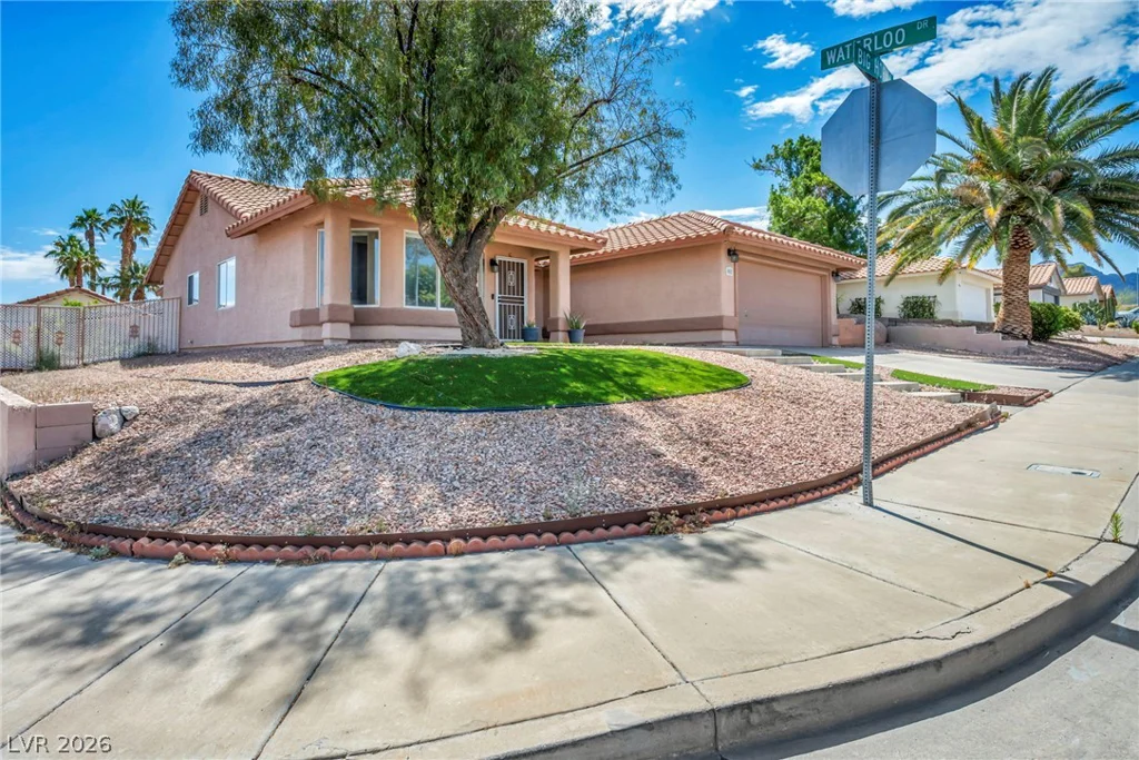 902 Big Horn, Henderson, NV 89002