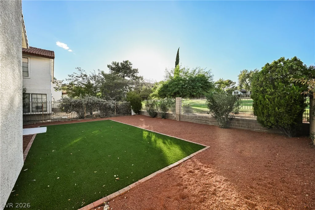 4877 Fiesta Lakes, Las Vegas, NV 89130