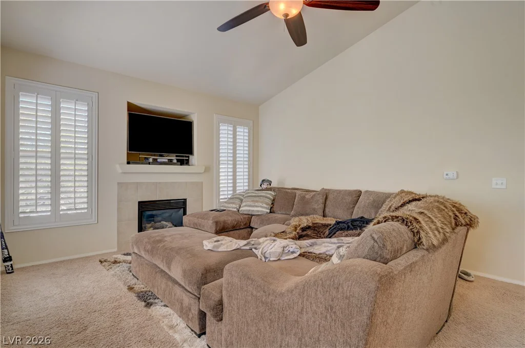 10001 Peace, Las Vegas, NV 89147