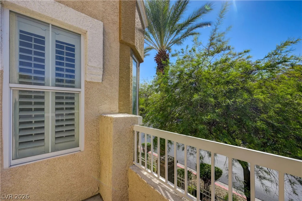 10001 Peace, Las Vegas, NV 89147