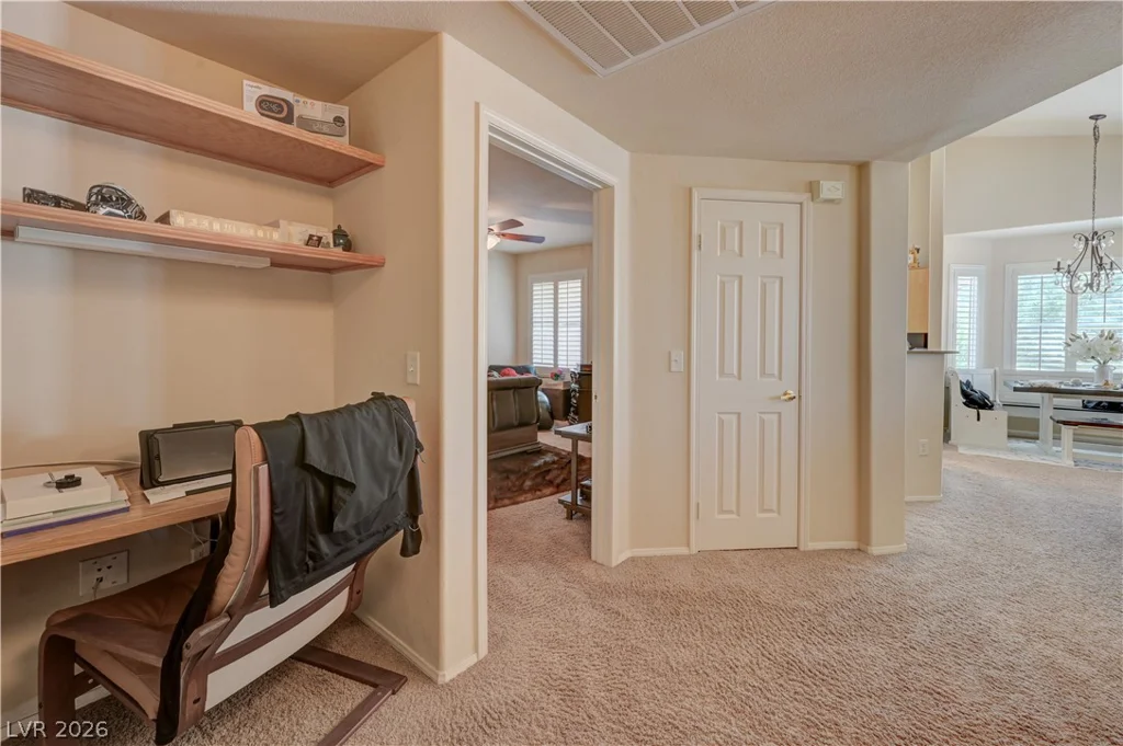 10001 Peace, Las Vegas, NV 89147